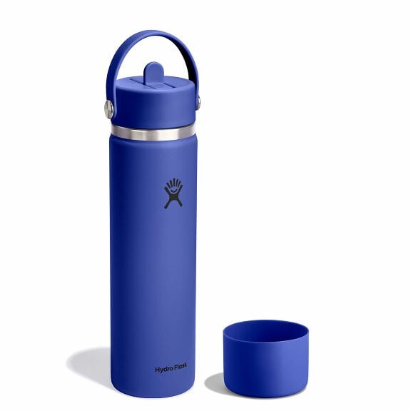 24-oz-straw-bottle-and-boot-bundle-l1 group_250_1_.jpg