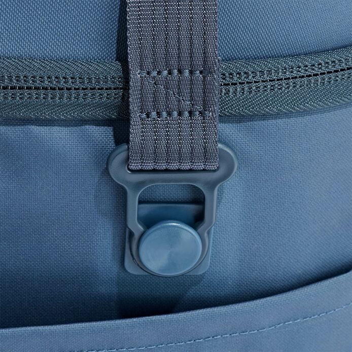 carryouttm-soft-cooler-30-l-j9 250815_hydro_cooler_details_14854_2_5.jpg