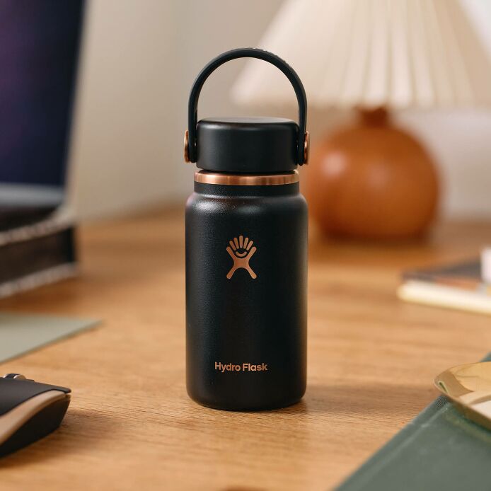arc-collection-micro-hydro-200-ml-p5 black_-_lifestyle_1.jpeg