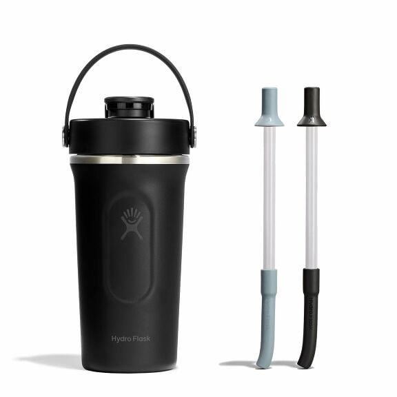 shaker-bottle-and-straw-bundle-v4 group_187_1__1.jpg