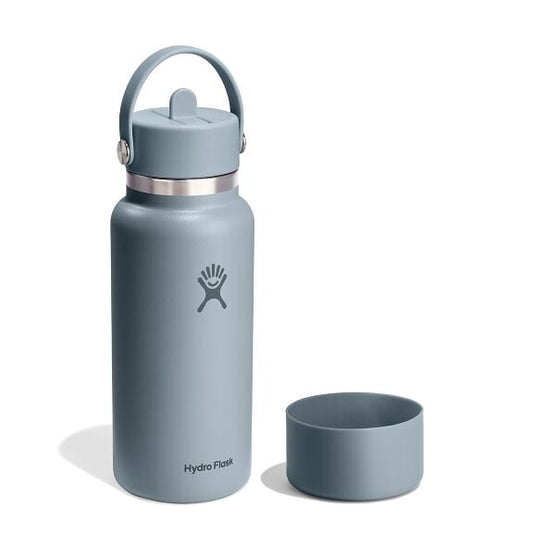 32-oz-straw-bottle-and-boot-bundle-r7 group_199_1.jpg