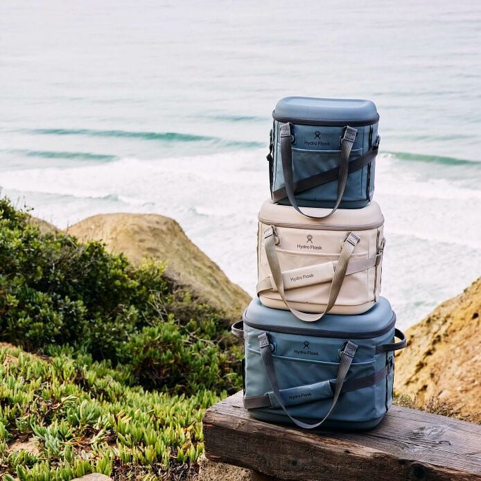 carryouttm-soft-cooler-30-l-j9 hf_carryout_bouwer_d1_l1_torrey_pines_still_life_0252_1_6.jpg