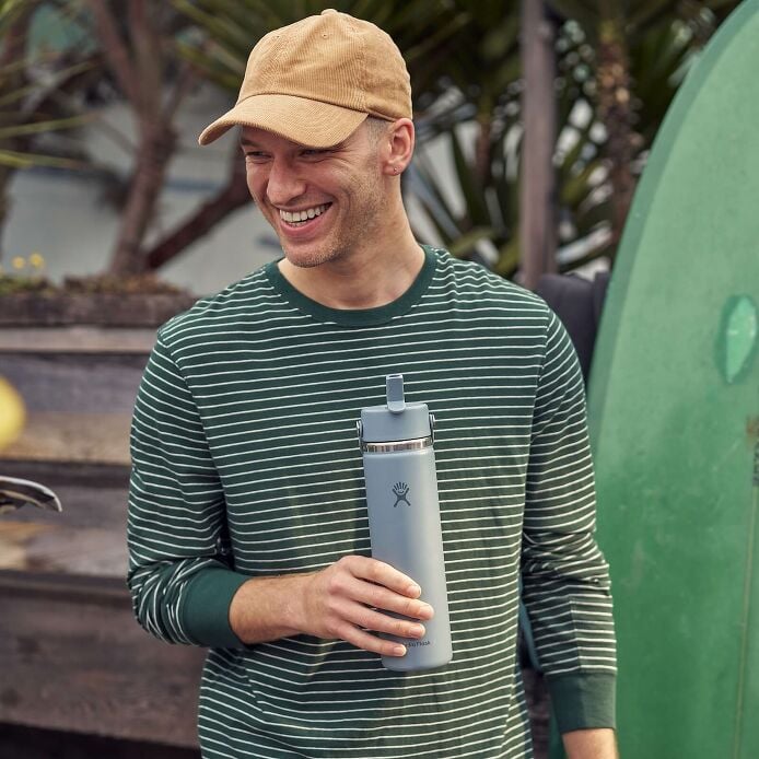 24-oz-wide-mouth-with-flex-straw-cap-m4 hf_s26_mcinnis_0232_13.jpg