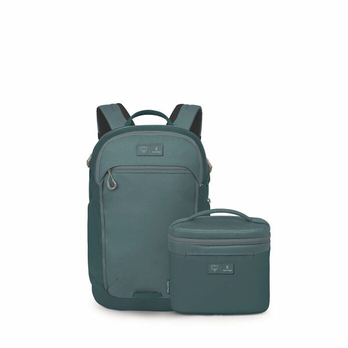 osprey-axis-x-hydro-flask-campus-essentials-bundle-j9 ospreyaxis_hydroflask5l_lunch_bag_f25_front_cascade_10007249.jpg