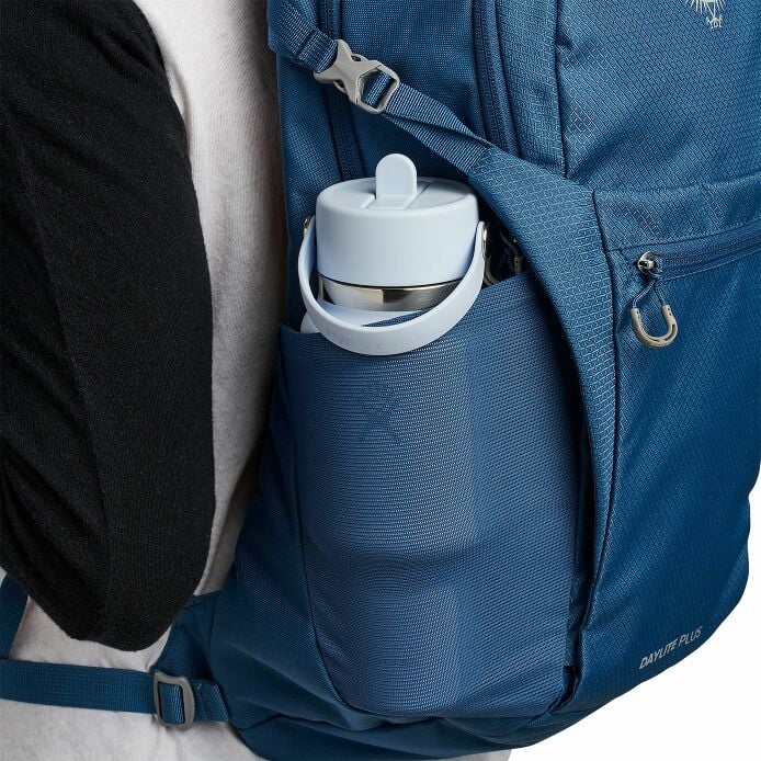 24-oz-travel-bottle-with-flex-straw-cap-h5 travelbottle-hb-backpack_1_8_1.jpg